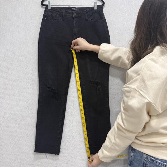 Judy Blue Jeans Womens 7/28 Black Slim Fit Distressed Cuffed Ankle Denim Stretch - Picture 8 of 12